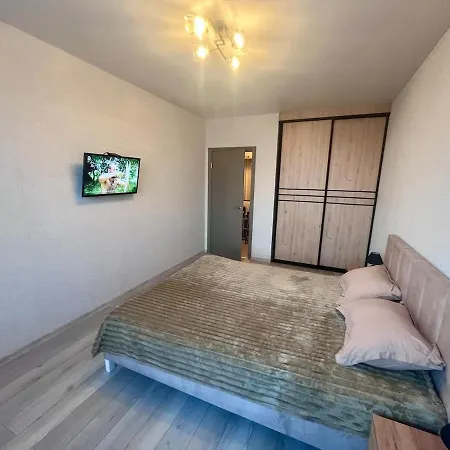 Apartment посуточно в новом жк одесские традиции,укрытие! *