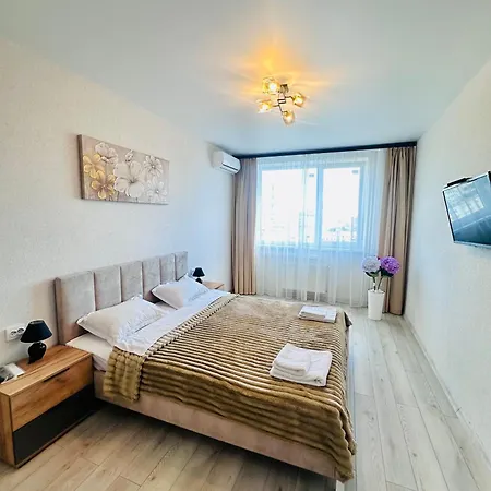 посуточно в новом жк одесские традиции,укрытие! Apartment Odessa