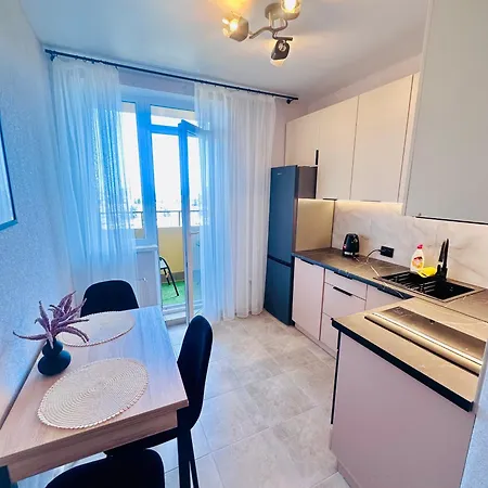 посуточно в новом жк одесские традиции,укрытие! Apartment *